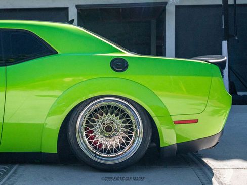 Used 2019 Dodge Challenger SRT Hellcat Redeye RWD image 3