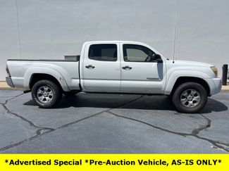 Used 2010 Toyota Tacoma PreRunner image 1