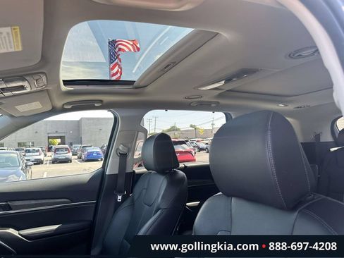 Used 2022 Kia Telluride SX w/ Nightfall Edition Package AWD/4WD image 19