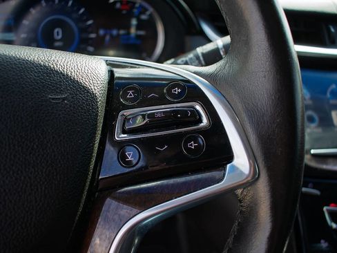 Used 2016 Cadillac XTS Premium FWD image 20