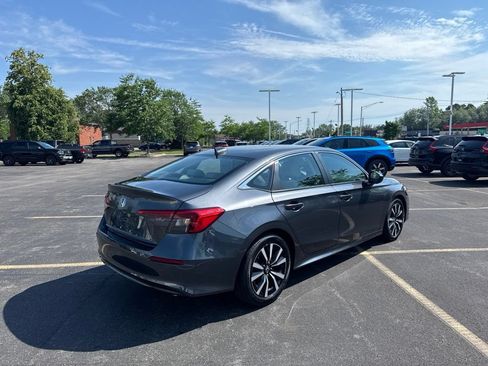 Certified 2023 Honda Civic EX image 5