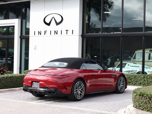 Used 2022 Mercedes-Benz SL 55 AMG 4MATIC w/ AMG Night Package image 5