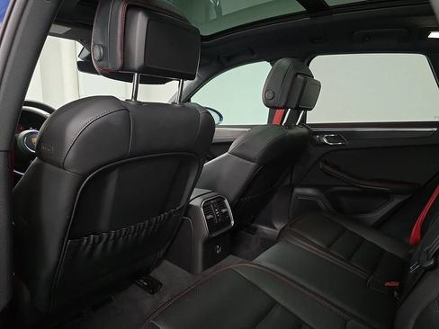 Certified 2023 Porsche Macan GTS AWD/4WD image 28