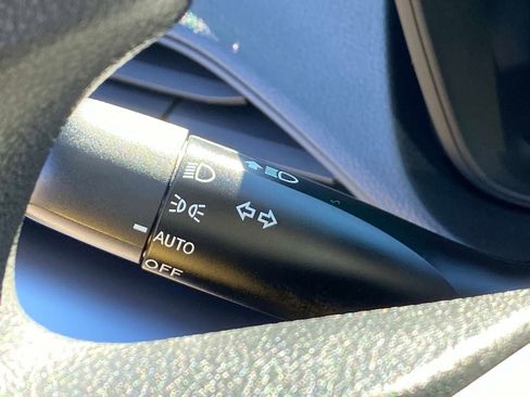 Used 2025 Subaru Impreza 2.0i image 18