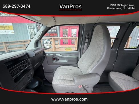 Used 2013 Chevrolet Express 3500 LT w/ LT Preferred Equipment Group image 10