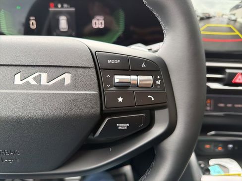 New 2026 Kia Sportage EX image 36