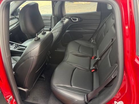 Used 2024 Jeep Compass Limited w/ High Altitude Package AWD/4WD image 13