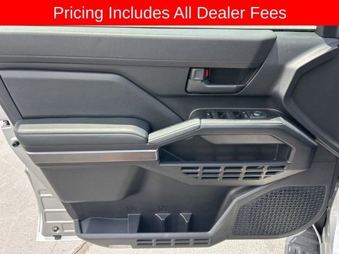 Used 2025 Toyota 4Runner SR5 AWD/4WD image 3