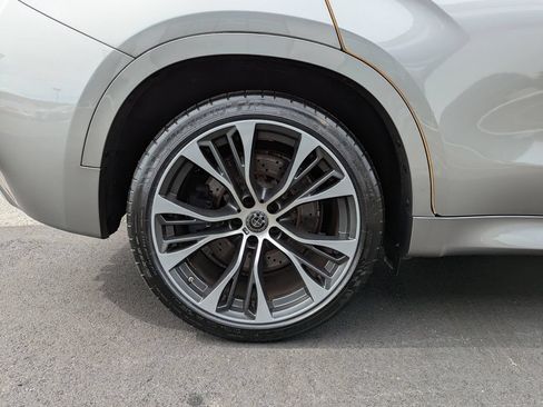 Used 2018 BMW X6 M AWD/4WD image 50