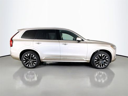 Certified 2026 Volvo XC90 T8 Plus w/ Protection Package Premier AWD/4WD image 8