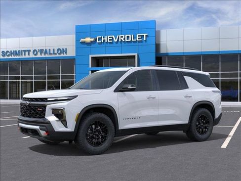 New 2026 Chevrolet Traverse Z71 w/ Driver Confidence Package image 2