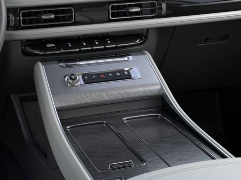 New 2026 Lincoln Aviator AWD image 15