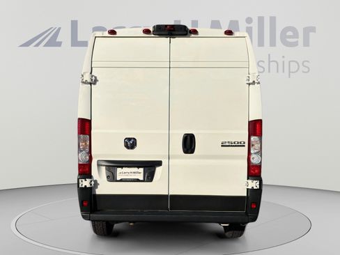 Used 2023 RAM ProMaster 2500 FWD image 4