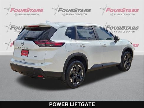 New 2026 Nissan Rogue SV image 4