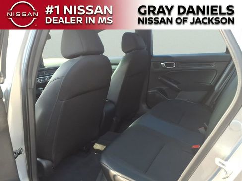 Used 2023 Honda Civic Sport image 27