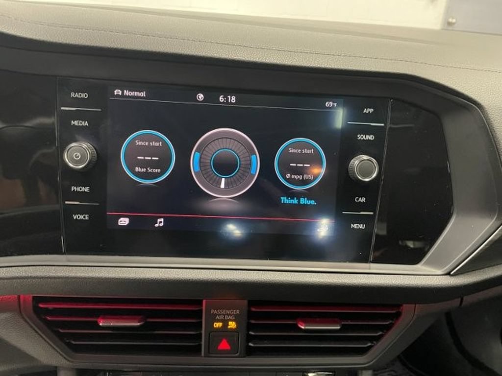 Used 2020 Volkswagen Jetta SEL FWD image 13