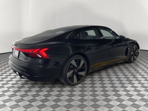 New 2026 Audi S e-tron GT Prestige image 9