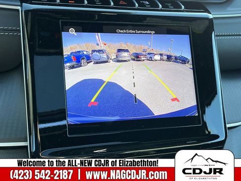 New 2025 Jeep Grand Cherokee Altitude image 31