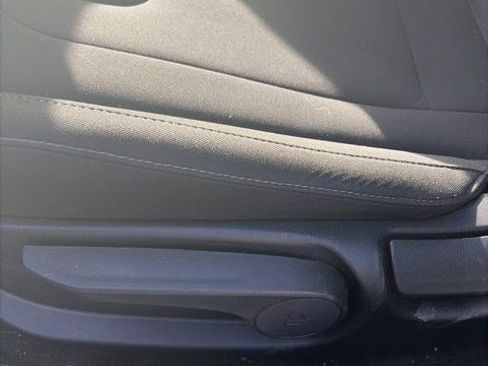Used 2024 Hyundai Elantra SEL w/ Convenience Package FWD image 15