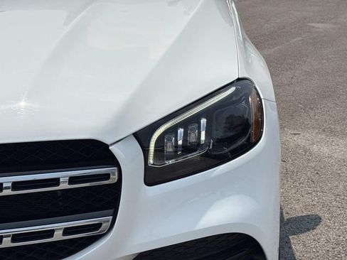 Used 2021 Mercedes-Benz GLS 580 4MATIC image 10