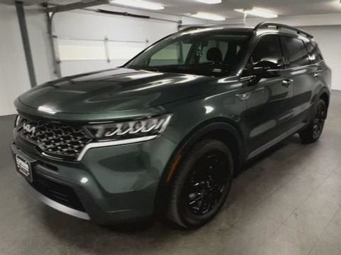 Used 2023 Kia Sorento S w/ Panoramic Sunroof Package image 4