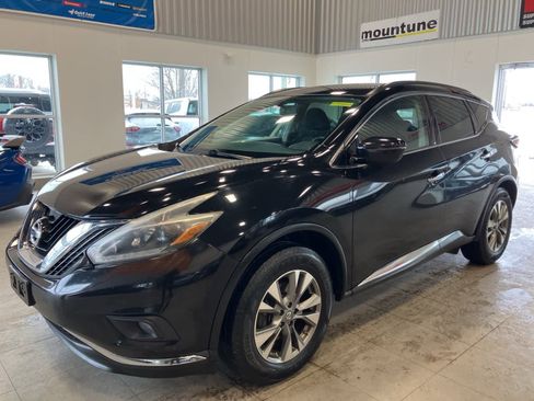 Used 2018 Nissan Murano SV image 1