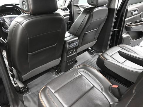 Used 2021 GMC Acadia AT4 w/ LPO, 'HIT The Road' Package AWD/4WD image 28