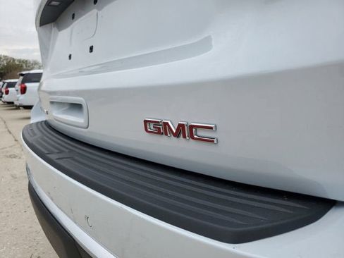New 2026 GMC Yukon XL Denali w/ Sun & Power Step Package AWD/4WD image 7