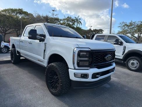 Used 2024 Ford F250 Platinum image 1