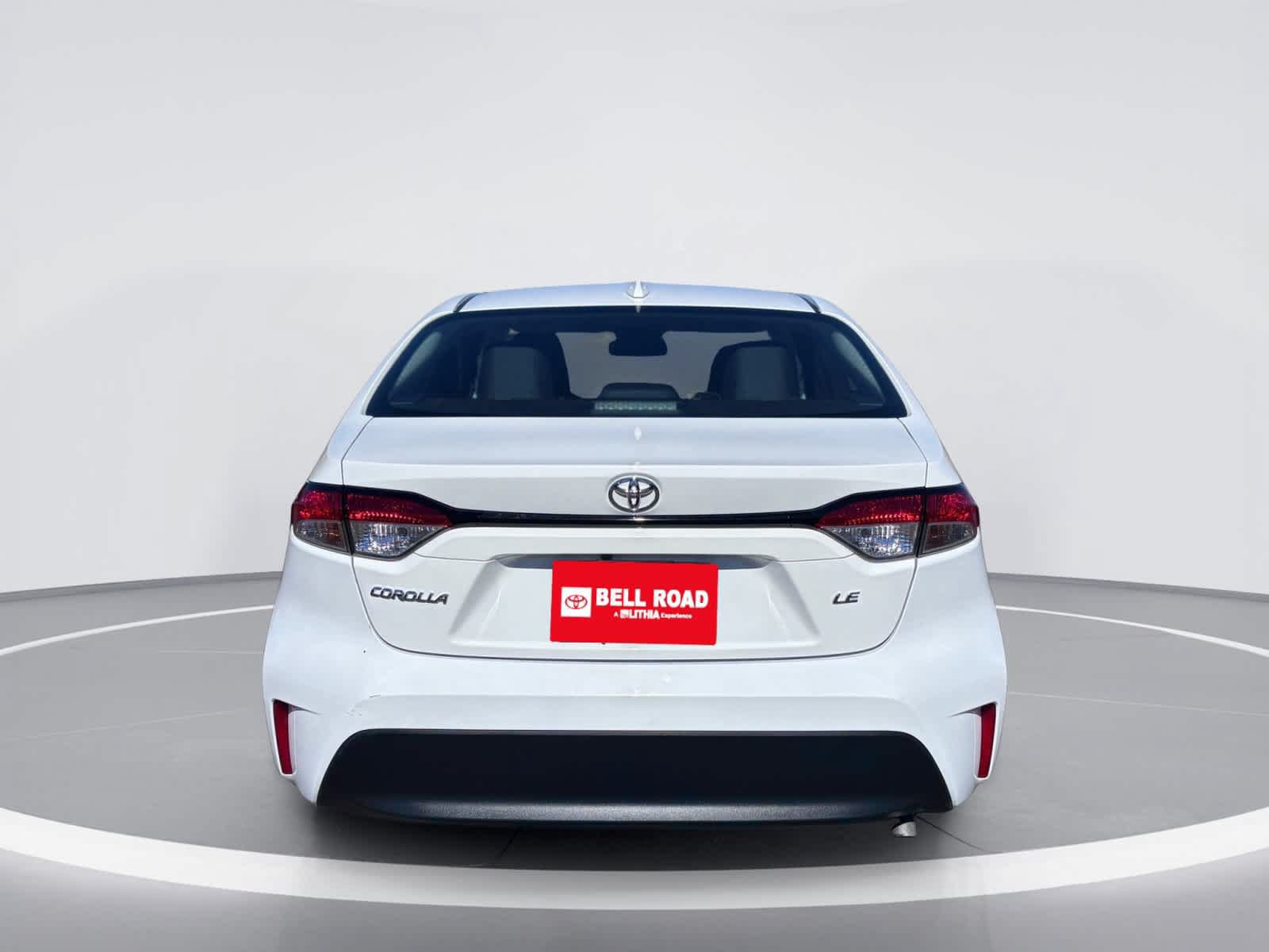 Used 2025 Toyota Corolla LE FWD image 8