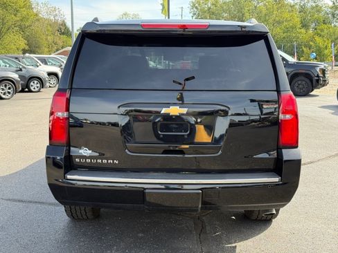 Used 2016 Chevrolet Suburban LTZ AWD/4WD image 7