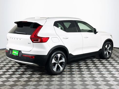 Used 2023 Volvo XC40 B4 Plus w/ Driver Assist Package FWD image 10