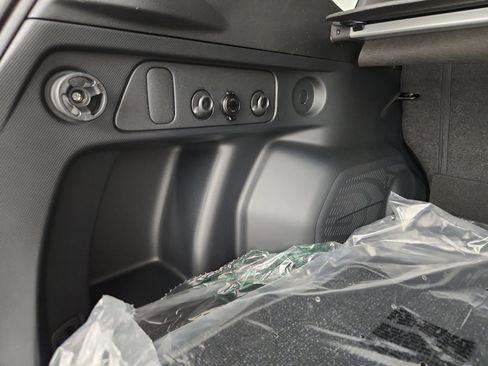 Used 2026 Subaru Forester Premium image 29