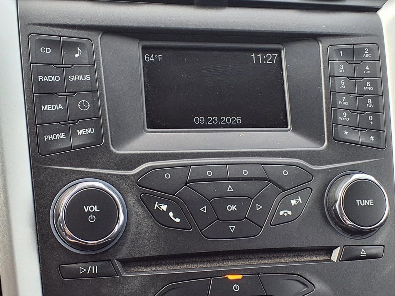 Used 2015 Ford Fusion SE FWD image 15
