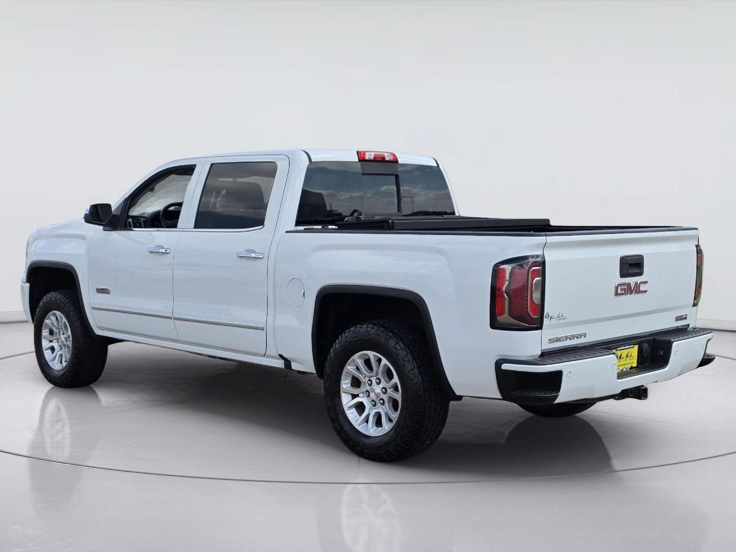 Used 2016 GMC Sierra 1500 SLT w/ All-Terrain Package AWD/4WD image 3