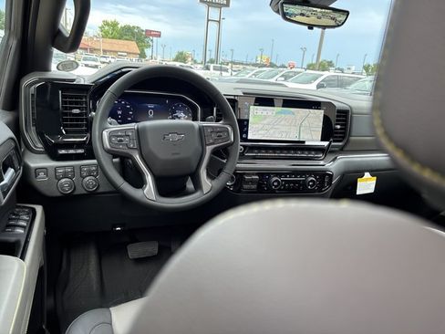 New 2026 Chevrolet Silverado 1500 ZR2 w/ Dark Appearance Package AWD/4WD image 17