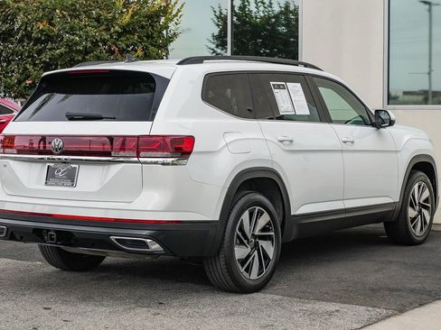 Used 2024 Volkswagen Atlas SE image 6