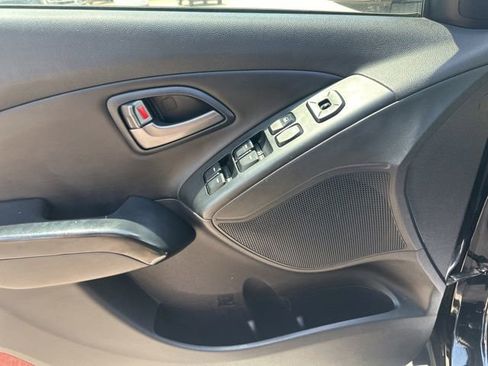 Used 2015 Hyundai Tucson SE FWD image 30