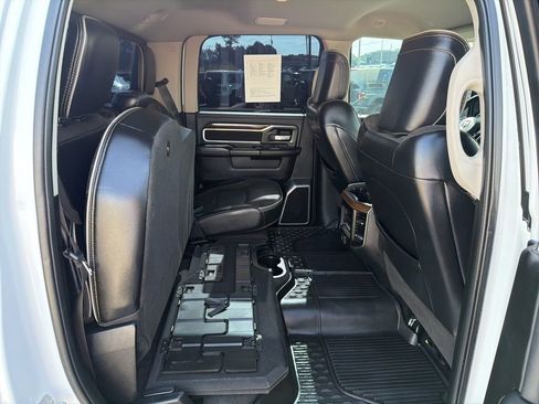 Used 2023 RAM 2500 Laramie AWD/4WD image 19