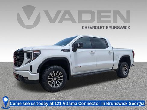 Used 2022 GMC Sierra 1500 AT4 w/ AT4 Premium Package AWD/4WD image 1