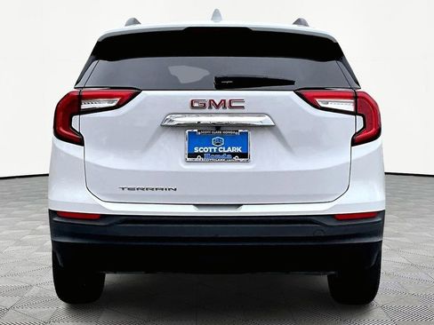 Used 2023 GMC Terrain SLE w/ Driver Convenience Package image 6
