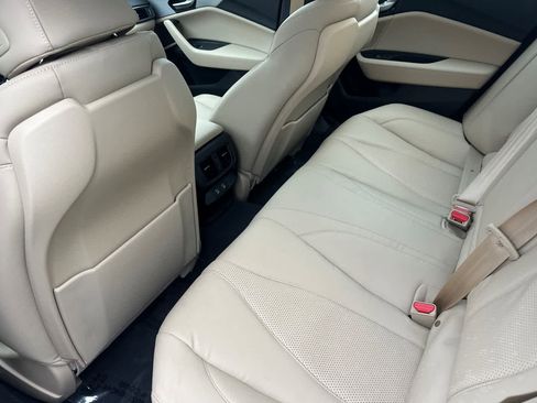 New 2025 Acura TLX w/ Technology Package image 9