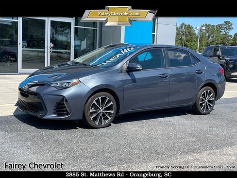 Used 2018 Toyota Corolla SE FWD image 1