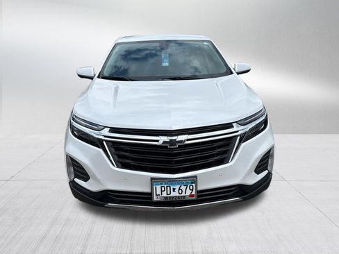 Used 2024 Chevrolet Equinox LT AWD/4WD image 2