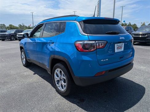 New 2025 Jeep Compass Latitude w/ Sun & Sound Group image 5