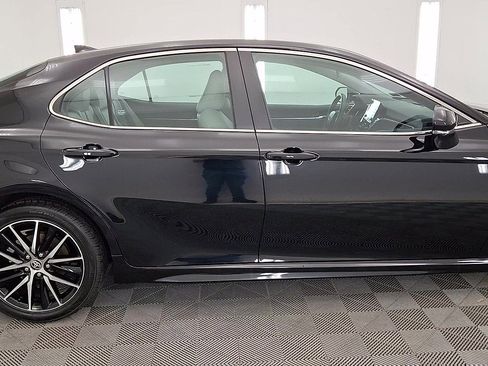 Certified 2024 Toyota Camry SE image 5