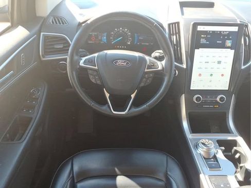 Used 2024 Ford Edge SEL AWD/4WD image 18