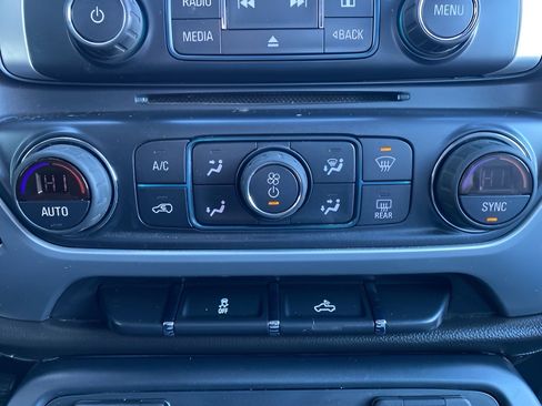 Used 2017 GMC Sierra 1500 SLE w/ SLE Value Package image 19