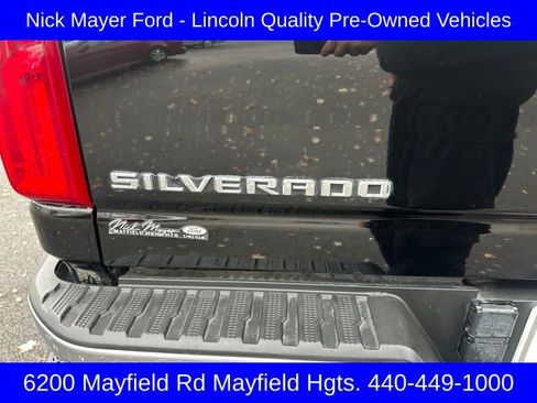 Used 2024 Chevrolet Silverado 3500 LTZ w/ LTZ Convenience Package image 23