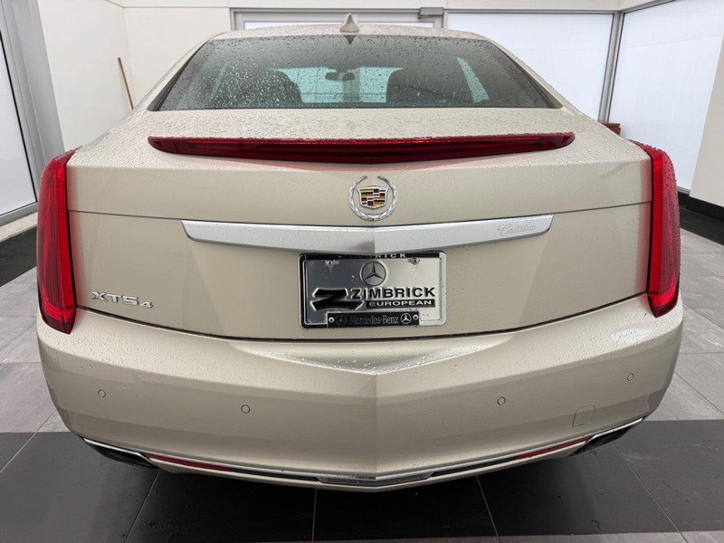 Used 2015 Cadillac XTS Luxury AWD/4WD image 3